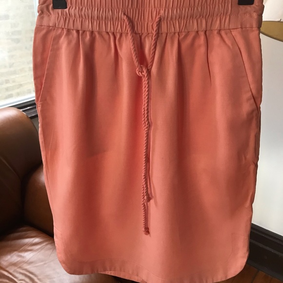 Light pink LOFT skirt - Picture 2 of 4